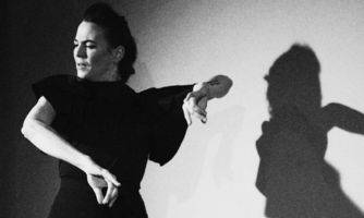 Lucía la Piñona al Baile en Lucía la Piñona