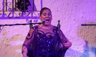 Pilar "la Gineta" al Cante en Pilar "la Gineta"