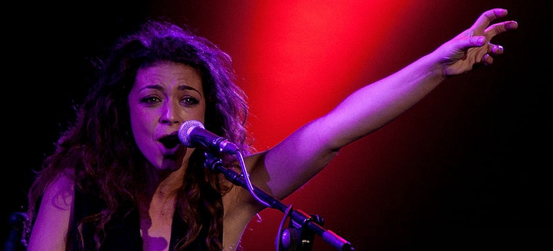 Imagen principal del artículo Sandra Carrasco, pura Voz y Fuerza Flamenca